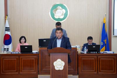 제249회 임시회 제1차 본회의16-1030.jpg