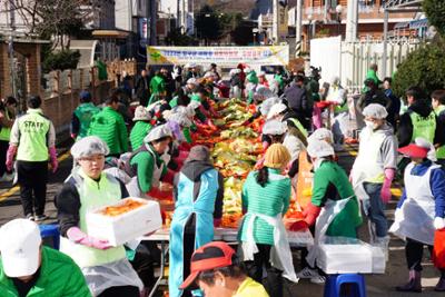 2023년 양구군 새마을회 사랑의 쌀김장나누기39-1500.jpg