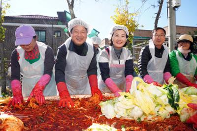 2023년 양구군 새마을회 사랑의 쌀김장나누기50-1500.jpg