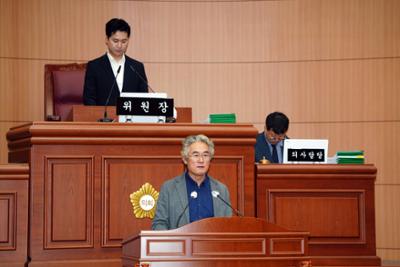 제291회 제2차 정례회 제1차 조례특위06-1500.jpg