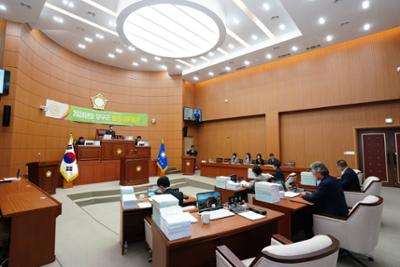 제300회 양구군의회 제2차 정례회 행정사무감사 1일차