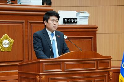 제300회 양구군의회 제2차 정례회 행감7일차  제2차 조례특위  제2차 예결특위  제5차 지역특위  제2차 본회의 (23).JPG