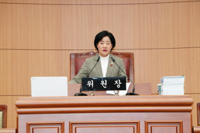 제300회 양구군의회 제2차 정례회 행감7일차  제2차 조례특위  제2차 예결특위  제5차 지역특위  제2차 본회의 (14).JPG