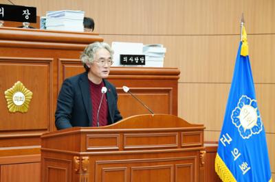 제300회 양구군의회 제2차 정례회 행감7일차  제2차 조례특위  제2차 예결특위  제5차 지역특위  제2차 본회의 (29).JPG