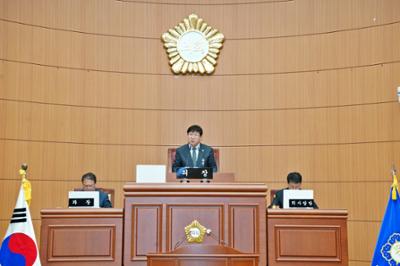 20241231 제301회 양구군의회 임시회 (4).JPG