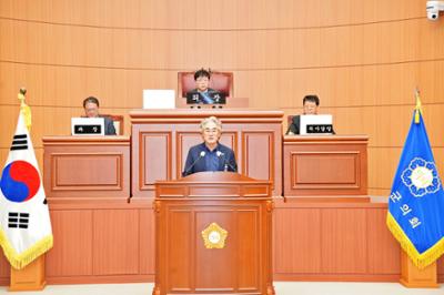 20241231 제301회 양구군의회 임시회 (8).JPG