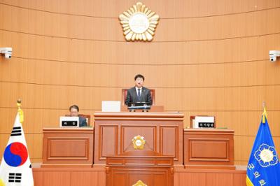 20250117 제302회 임시회 제1차 본회의 (5).JPG
