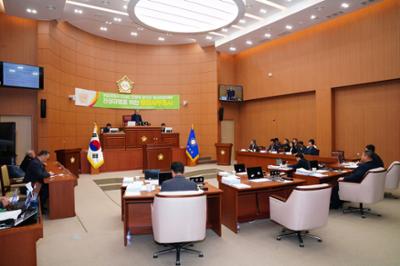 20250122 양구군의회 임시회 제3차 행정조사특위 (1).JPG