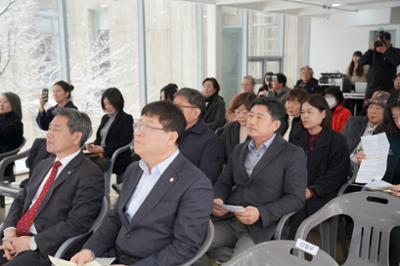 박수근미술관 창작스튜디오 제19기 입주작가 결과보고 개인전 개막식 (9).JPG