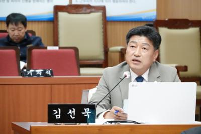제304회 임시회 제2차 조례특위  제2차 본회의 (22).JPG