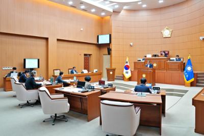 20250523 306회양구군의회 임시회 제1차 본회의 (11).JPG