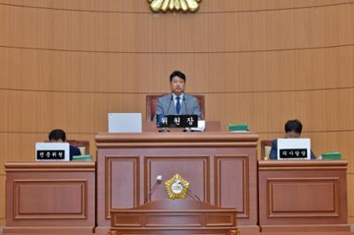 20250618 제307회 정럐회 제1차 예결특위 (2).JPG