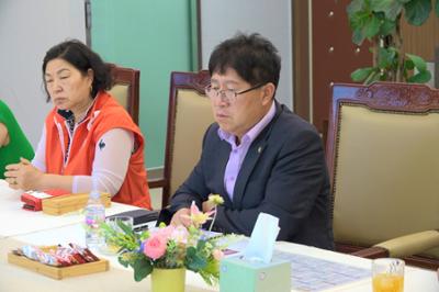 20250711 한국외식업협회 양구군지회 회장  회원 일행 면담 (2)-1.JPG
