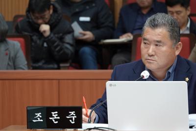 20251215 제313회 양구군의회 제2차 정례회 제6차 예결특위 (7).JPG