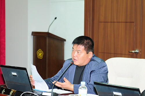 제200회제1차정례회제4차본회의김철의원님질의DSC_0903.jpg