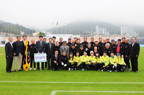 2013뉴시스실버컵축구대회개회식5DSC_7230.jpg