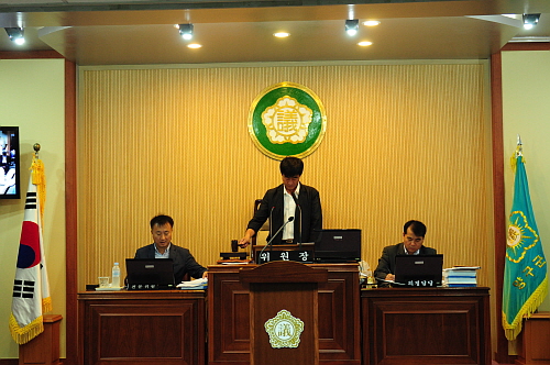 정례회조례등의안심사특별위원회제2차회의0DSC_1019.jpg