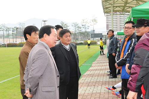 제5회양구군수기군민친선축구대회참석2-1DSC_8983.jpg